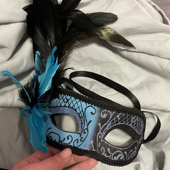 🖤💙 Masquerade Mask 💙🖤 - Picture 13 of 13